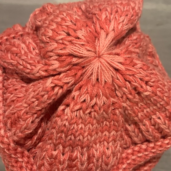C.C knit hat - Picture 3 of 6